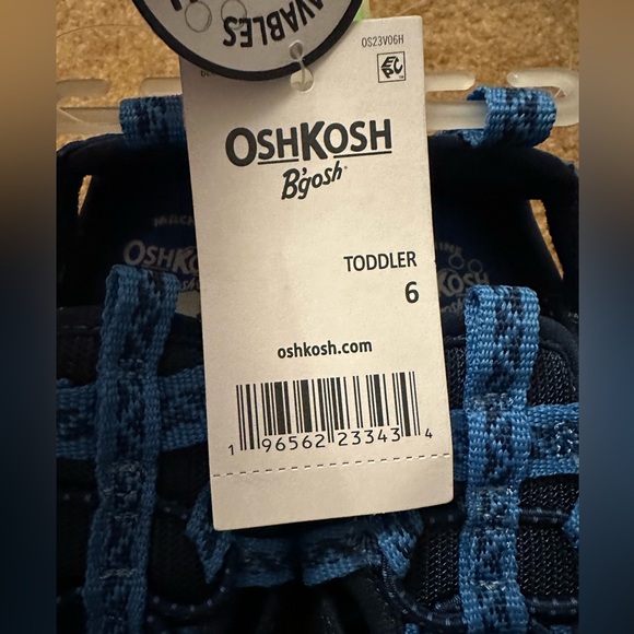 OshKosh toddler Boy's Everyplay Flexible Outsole Bump Toe Sandal - Picture 3 of 9